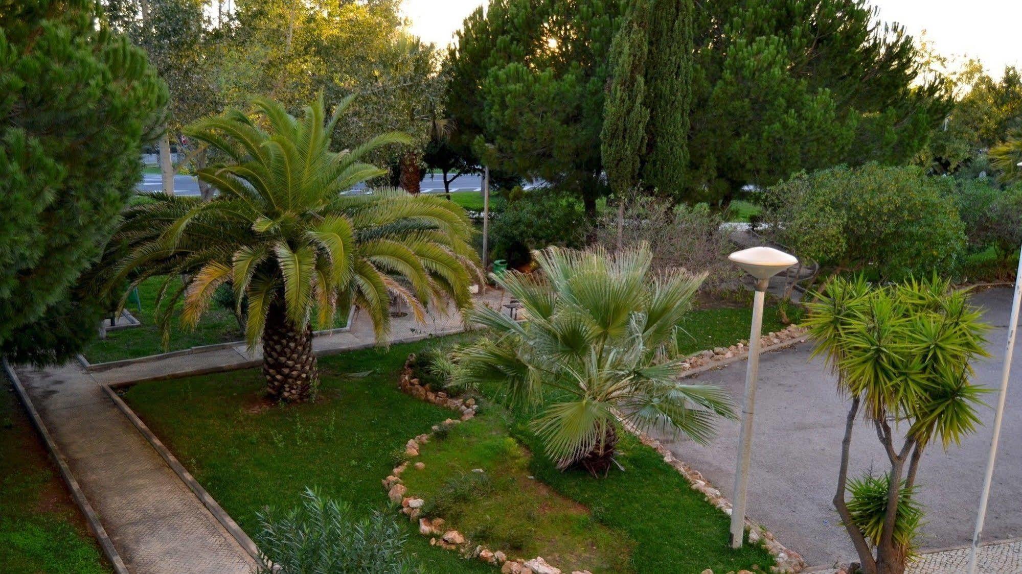 Parque Das Amendoeiras Vilamoura Exterior photo