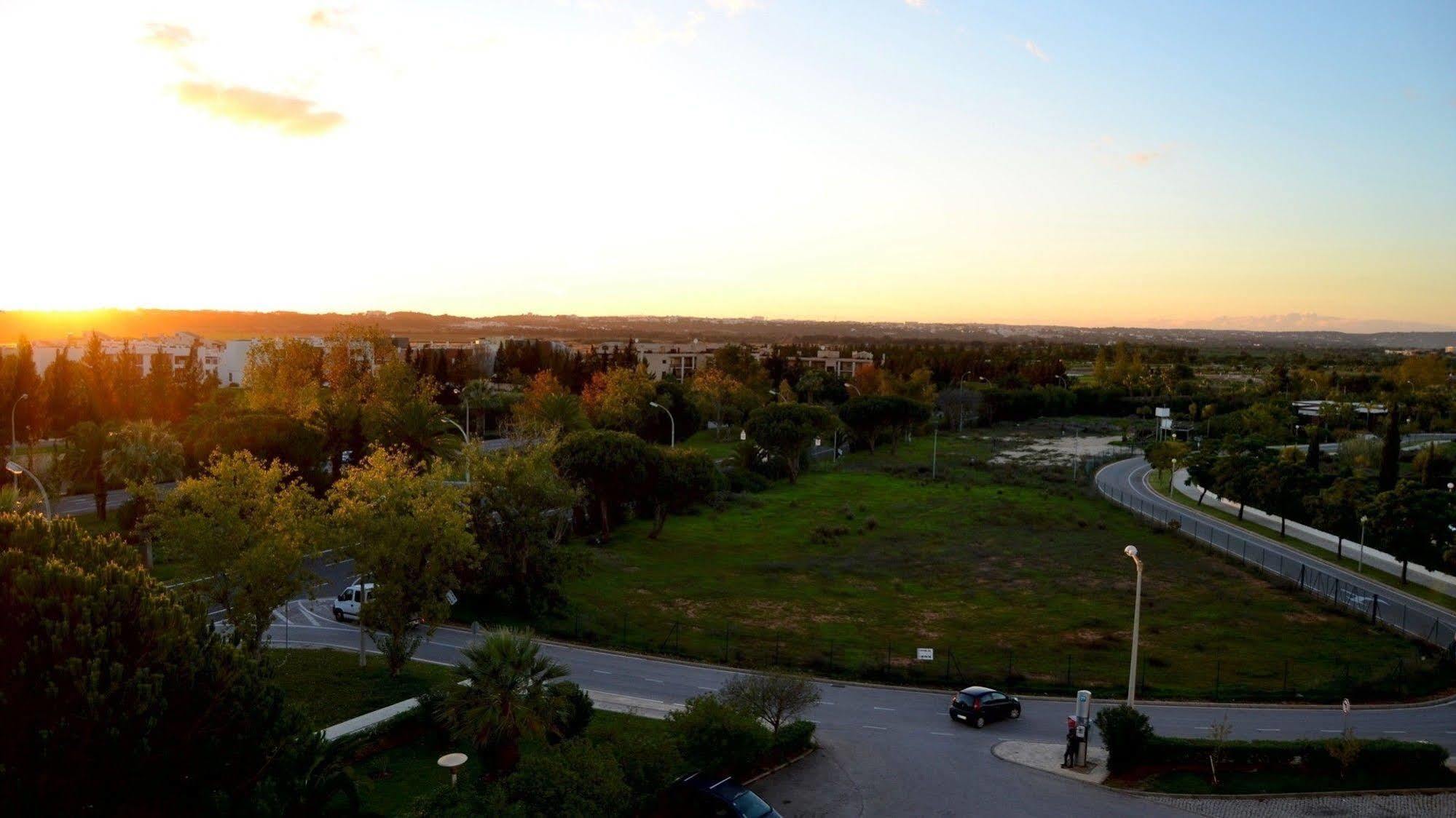 Parque Das Amendoeiras Vilamoura Exterior photo